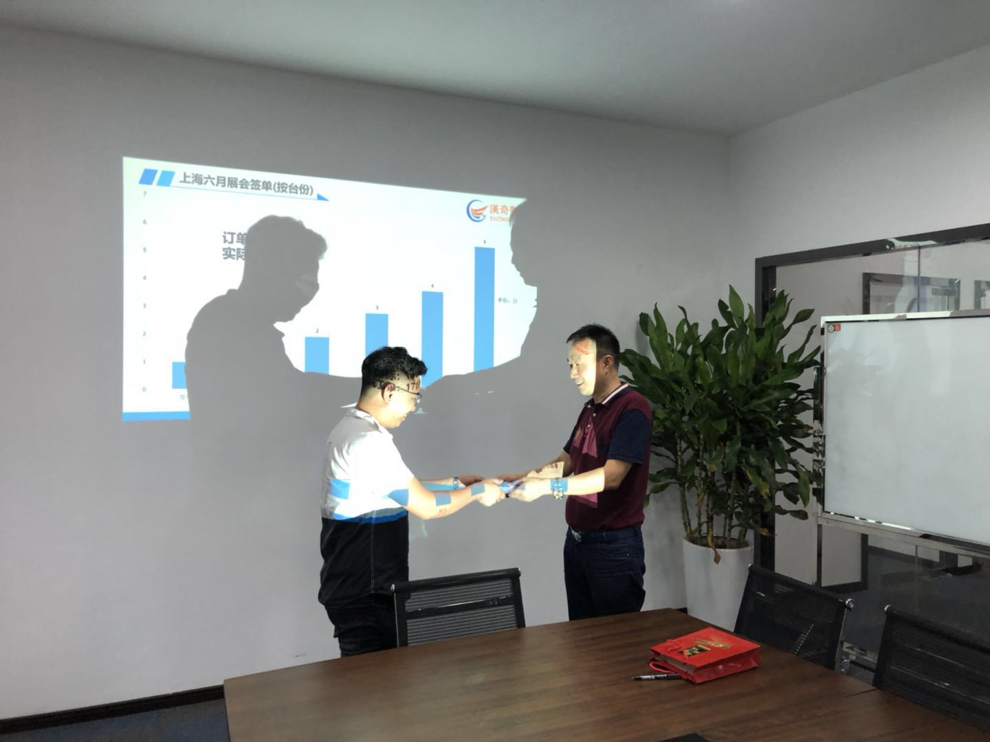 蘇州漢奇上海展會伺服中走絲銷售冠軍